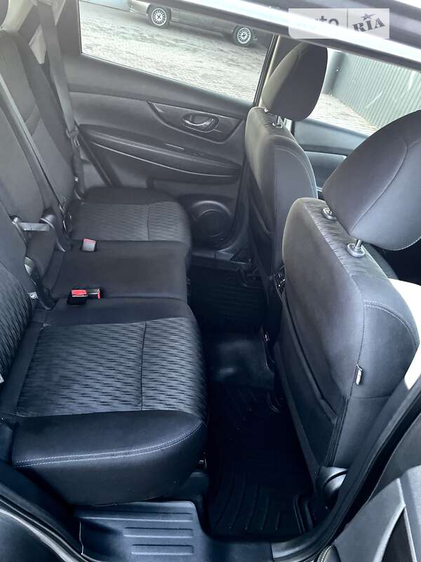 Внедорожник / Кроссовер Nissan Rogue 2019 в Кривом Роге
