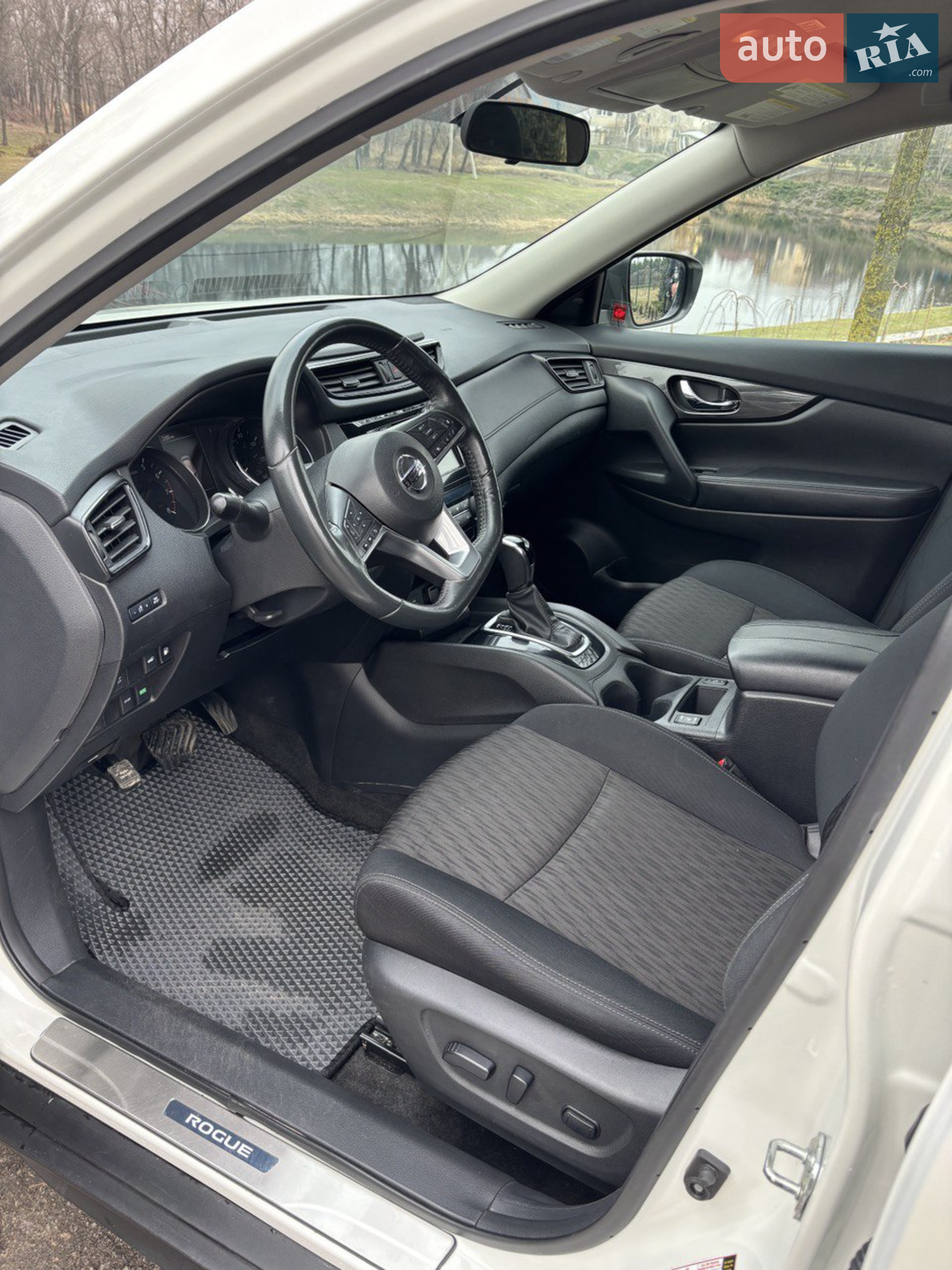 2018 Nissan Rogue - мініатюра 6