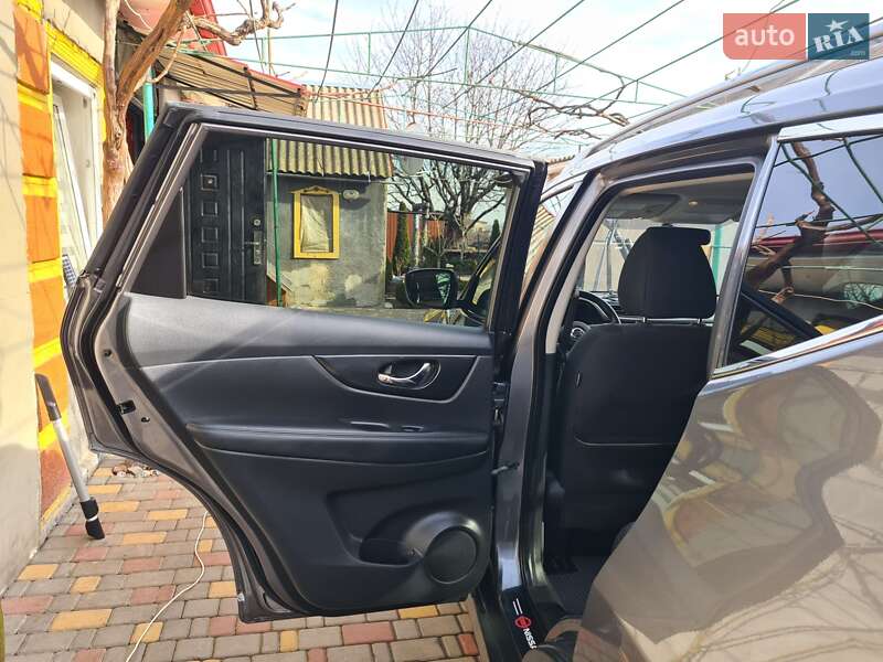 Позашляховик / Кросовер Nissan Rogue 2018 в Одесі