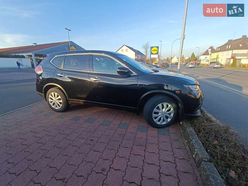 Внедорожник / Кроссовер Nissan Rogue 2015 в Львове