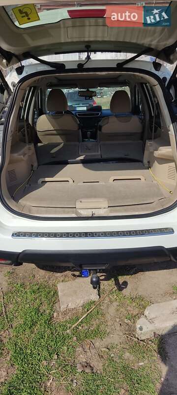 Позашляховик / Кросовер Nissan Rogue 2014 в Одесі