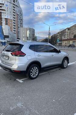 Позашляховик / Кросовер Nissan Rogue 2017 в Харкові