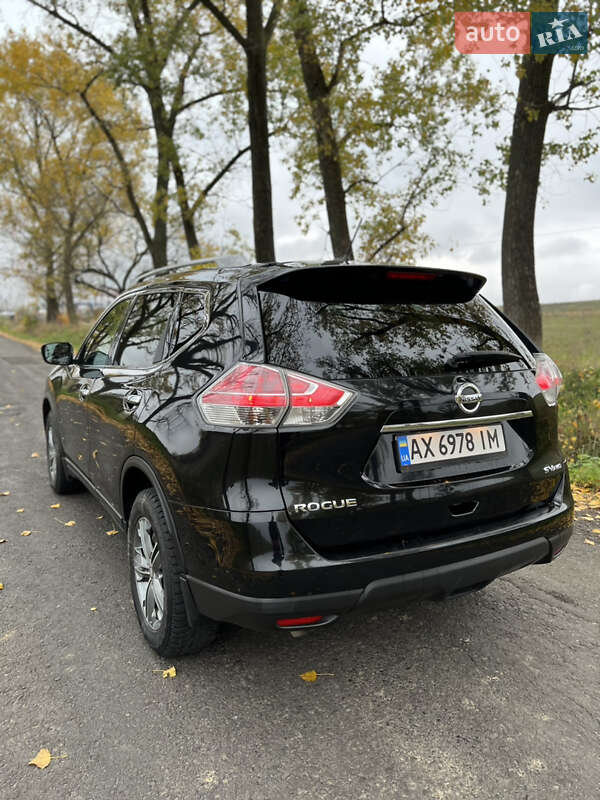 Внедорожник / Кроссовер Nissan Rogue 2016 в Мукачево