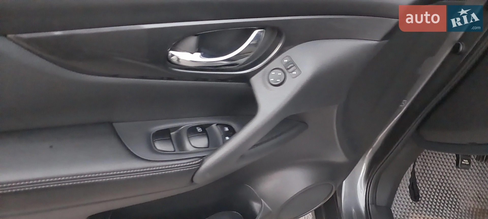2017 Nissan Rogue - мініатюра 13