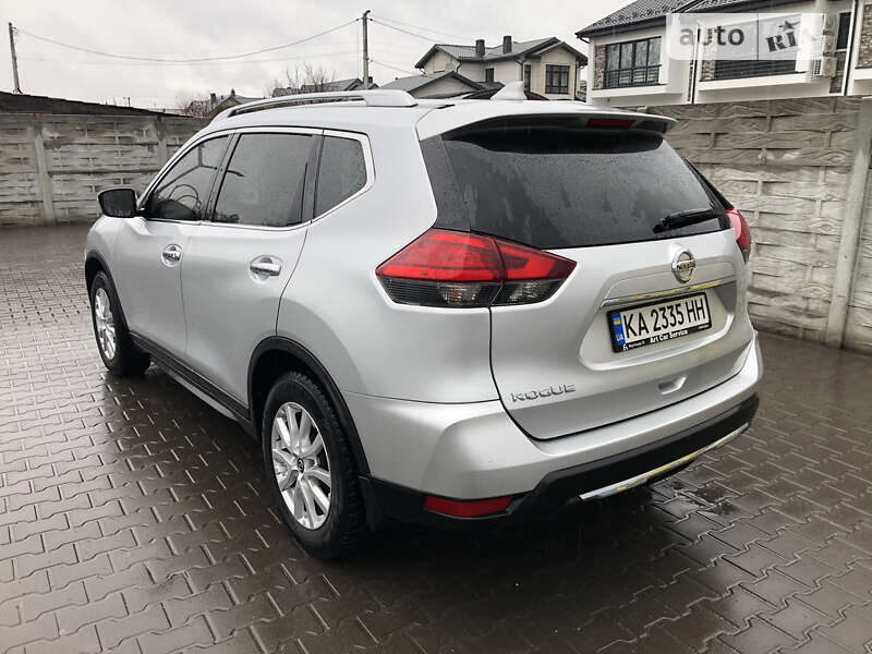 Позашляховик / Кросовер Nissan Rogue 2017 в Білій Церкві