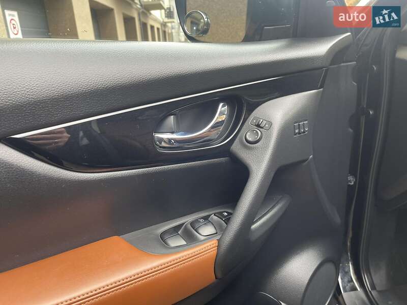 Внедорожник / Кроссовер Nissan Rogue 2017 в Коломые фото 25 Внедорожник / Кроссовер Nissan Rogue 2017 в Коломые