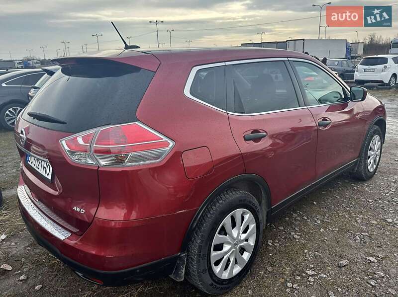 Позашляховик / Кросовер Nissan Rogue 2016 в Львові