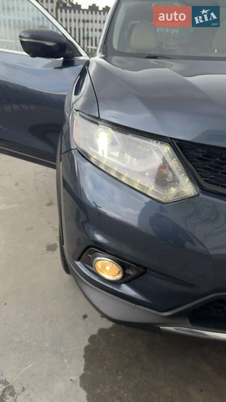 Позашляховик / Кросовер Nissan Rogue 2014 в Харкові