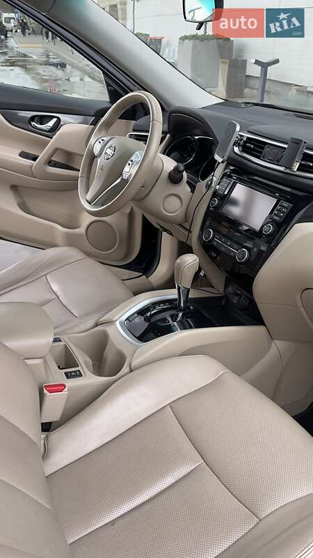 Позашляховик / Кросовер Nissan Rogue 2014 в Харкові