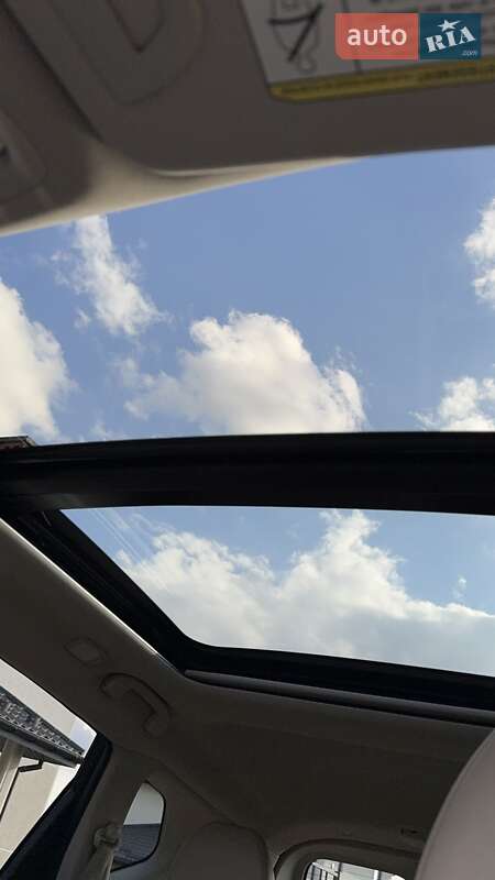 Позашляховик / Кросовер Nissan Rogue 2014 в Харкові