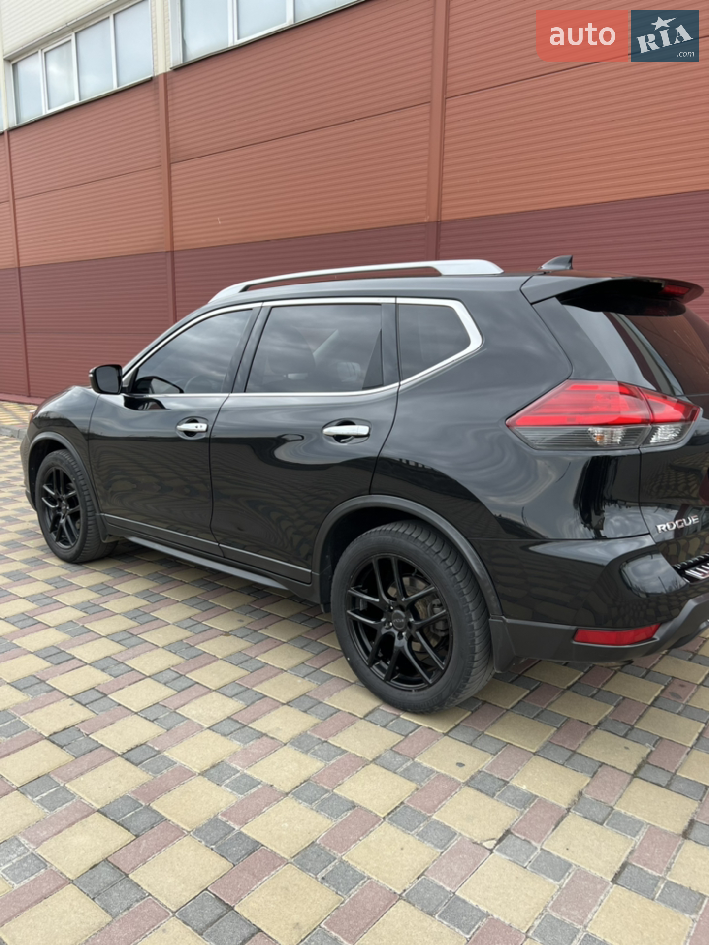 2017 Nissan Rogue - мініатюра 4