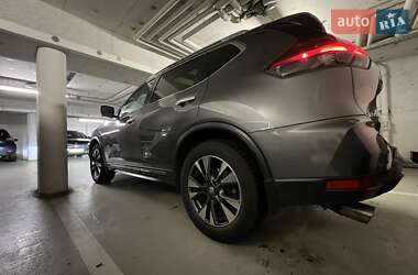 Позашляховик / Кросовер Nissan Rogue 2017 в Одесі