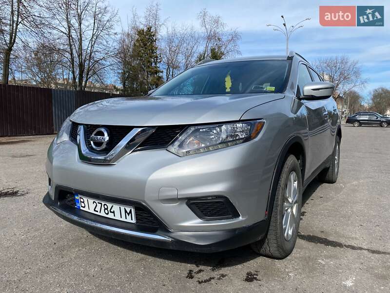 Внедорожник / Кроссовер Nissan Rogue 2016 в Кременчуге
