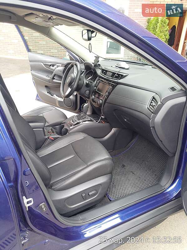 Внедорожник / Кроссовер Nissan Rogue 2019 в Киеве