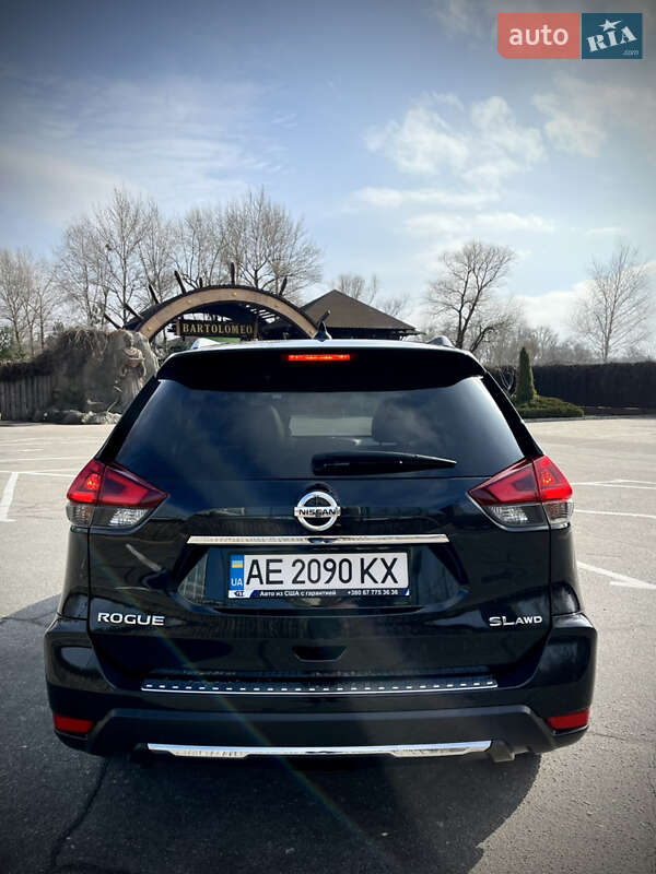 Позашляховик / Кросовер Nissan Rogue 2018 в Дніпрі фото 2 Позашляховик / Кросовер Nissan Rogue 2018 в Дніпрі