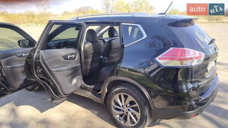 Позашляховик / Кросовер Nissan Rogue 2016 в Павлограді