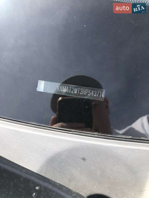 Позашляховик / Кросовер Nissan Rogue 2017 в Сокалі