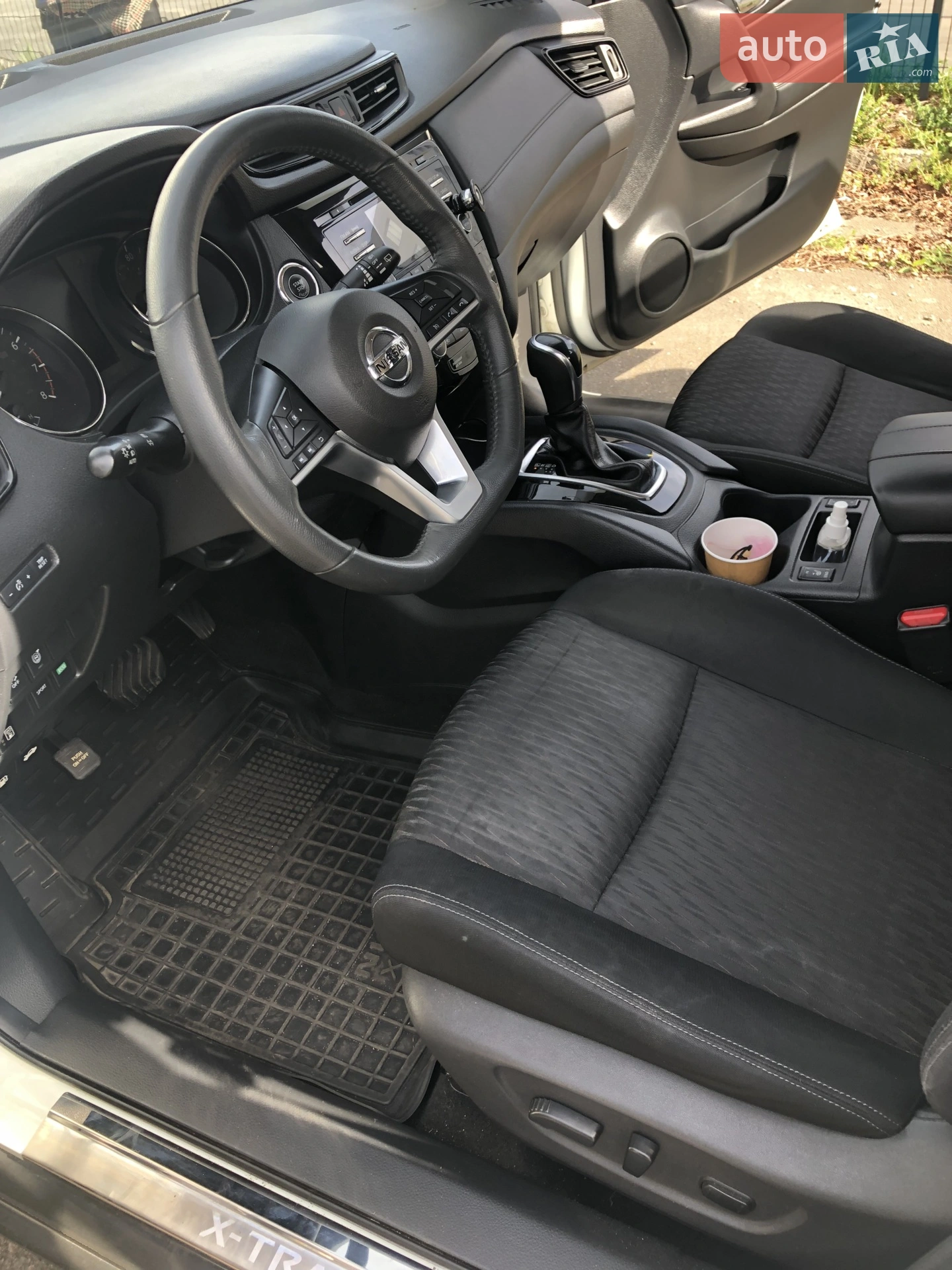 2017 Nissan Rogue - мініатюра 24