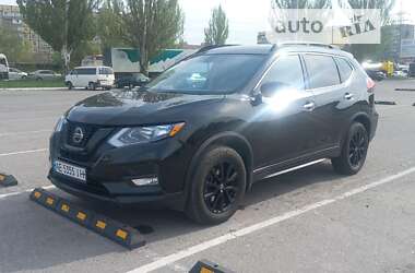 Внедорожник / Кроссовер Nissan Rogue 2018 в Днепре