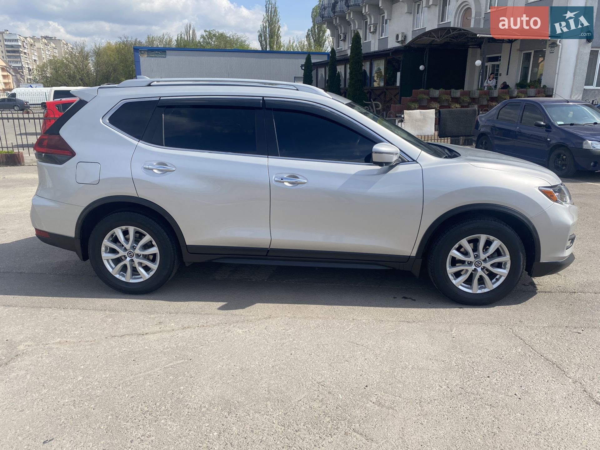 2018 Nissan Rogue - мініатюра 8