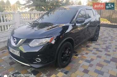 Внедорожник / Кроссовер Nissan Rogue 2015 в Ивано-Франковске
