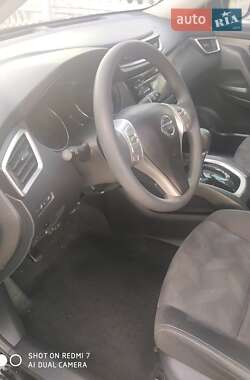 Внедорожник / Кроссовер Nissan Rogue 2015 в Ивано-Франковске