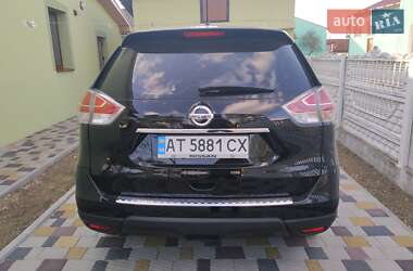 Внедорожник / Кроссовер Nissan Rogue 2015 в Ивано-Франковске