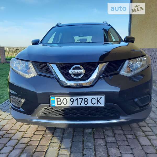 Позашляховик / Кросовер Nissan Rogue 2015 в Тернополі