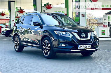 Внедорожник / Кроссовер Nissan Rogue 2018 в Житомире