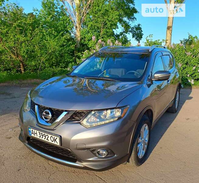 Позашляховик / Кросовер Nissan Rogue 2015 в Покровську