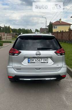 Внедорожник / Кроссовер Nissan Rogue 2019 в Ровно