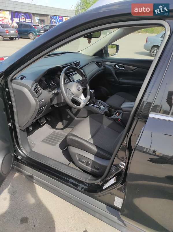 Позашляховик / Кросовер Nissan Rogue 2018 в Запоріжжі фото 17 Позашляховик / Кросовер Nissan Rogue 2018 в Запоріжжі