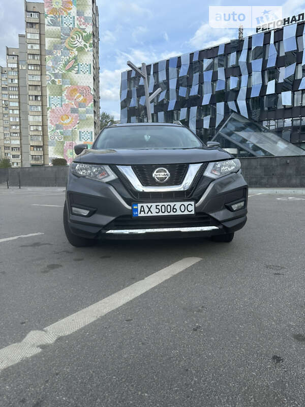 Внедорожник / Кроссовер Nissan Rogue 2018 в Харькове