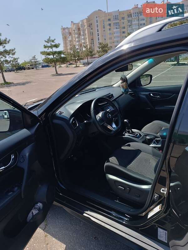 Позашляховик / Кросовер Nissan Rogue 2017 в Врадіївці