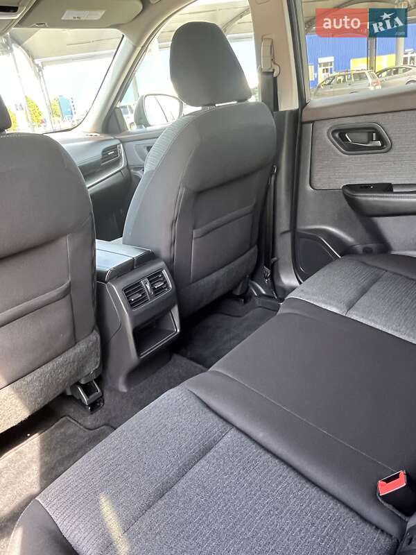 Позашляховик / Кросовер Nissan Rogue 2020 в Запоріжжі