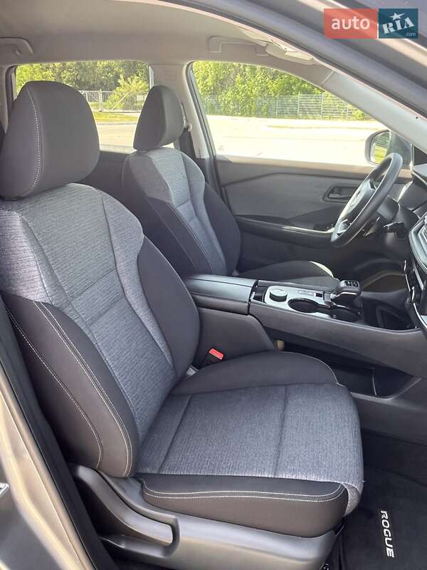 Позашляховик / Кросовер Nissan Rogue 2020 в Запоріжжі