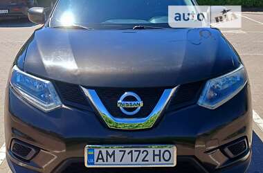 Позашляховик / Кросовер Nissan Rogue 2016 в Житомирі