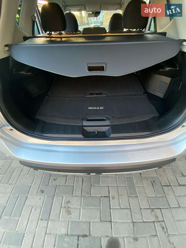 Внедорожник / Кроссовер Nissan Rogue 2019 в Днепре фото 15 Внедорожник / Кроссовер Nissan Rogue 2019 в Днепре