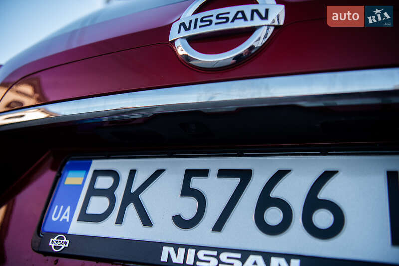 Позашляховик / Кросовер Nissan Rogue 2018 в Рівному