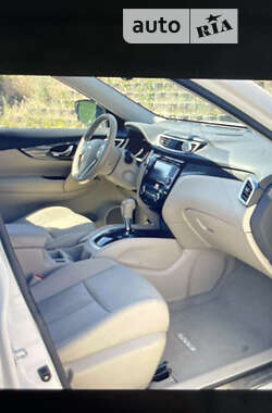 Внедорожник / Кроссовер Nissan Rogue 2014 в Киеве