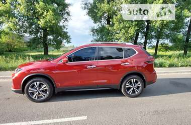 Позашляховик / Кросовер Nissan Rogue 2018 в Ромнах