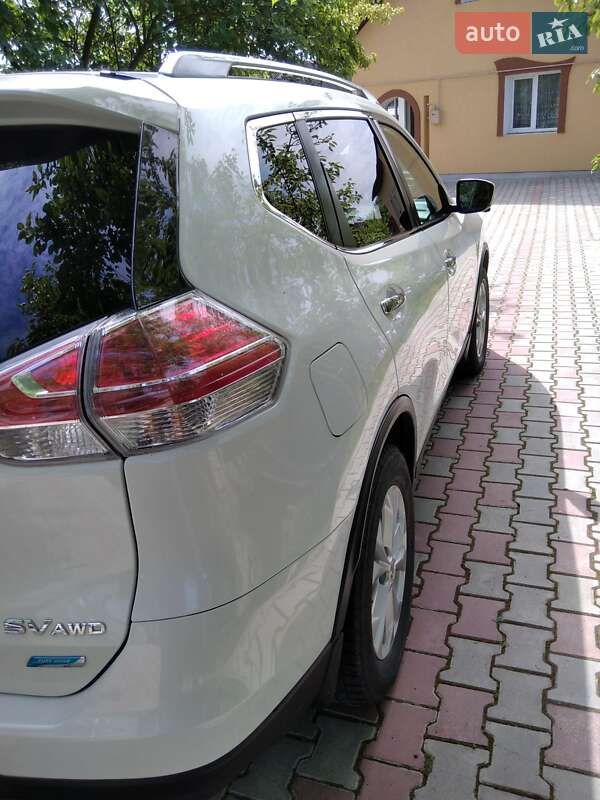 Позашляховик / Кросовер Nissan Rogue 2015 в Тернополі