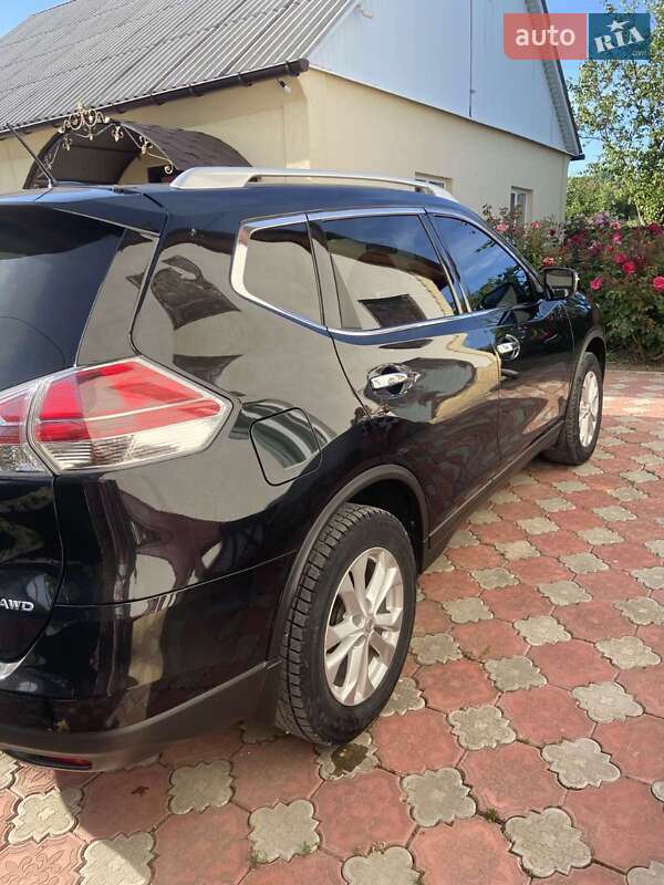 Позашляховик / Кросовер Nissan Rogue 2015 в Шаргороді