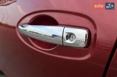 Внедорожник / Кроссовер Nissan Rogue 2015 в 