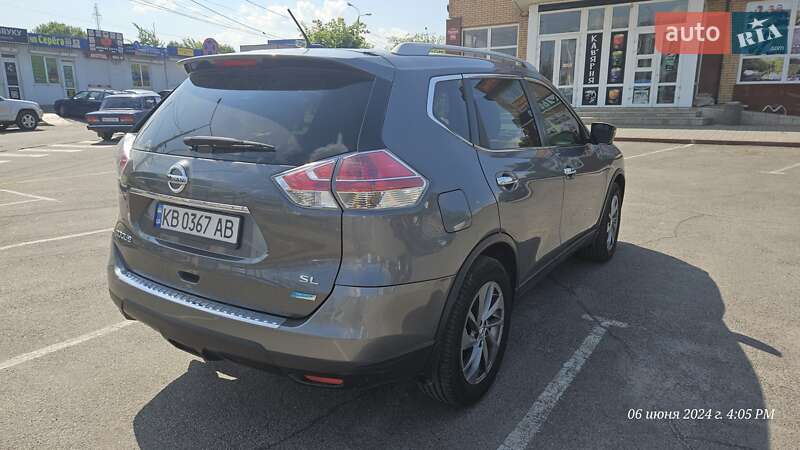 Внедорожник / Кроссовер Nissan Rogue 2014 в Виннице