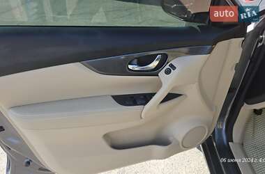 Внедорожник / Кроссовер Nissan Rogue 2014 в 