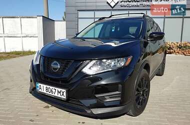 Внедорожник / Кроссовер Nissan Rogue 2017 в Киеве