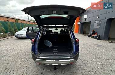 Позашляховик / Кросовер Nissan Rogue 2020 в Коростишеві