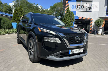 Позашляховик / Кросовер Nissan Rogue 2021 в Одесі
