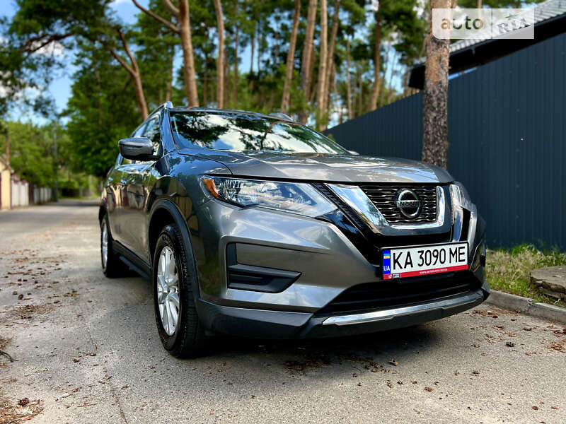 Позашляховик / Кросовер Nissan Rogue 2019 в Києві